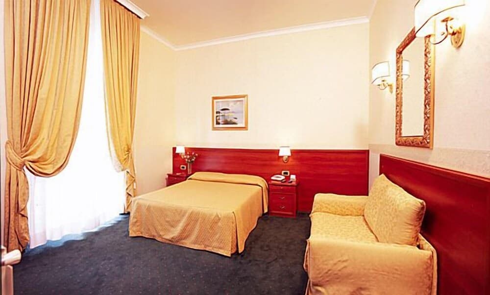 Astoria Garden Hotel