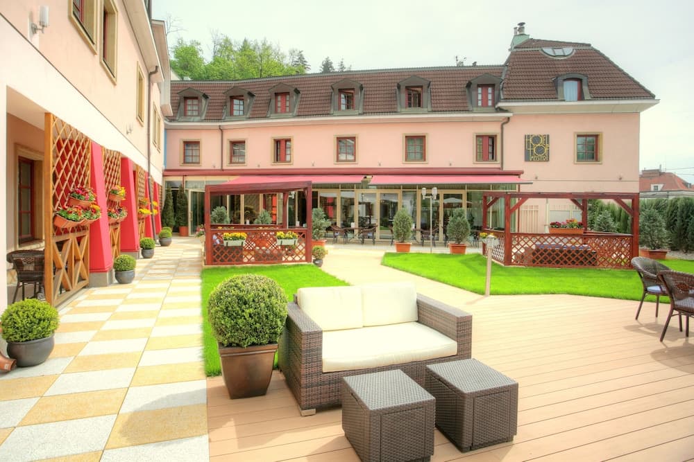 hotel image