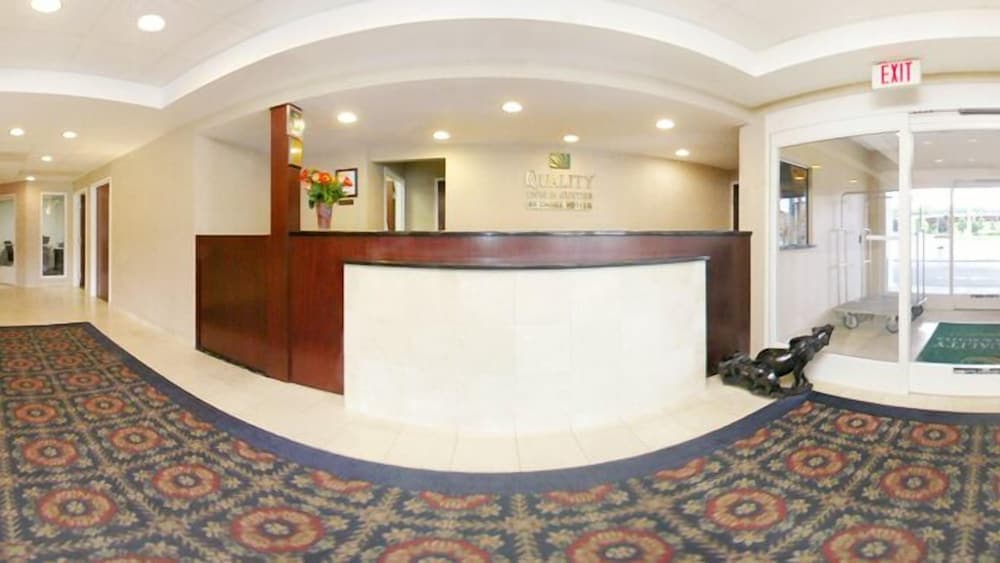 Quality Inn & Suites Danbury near University
