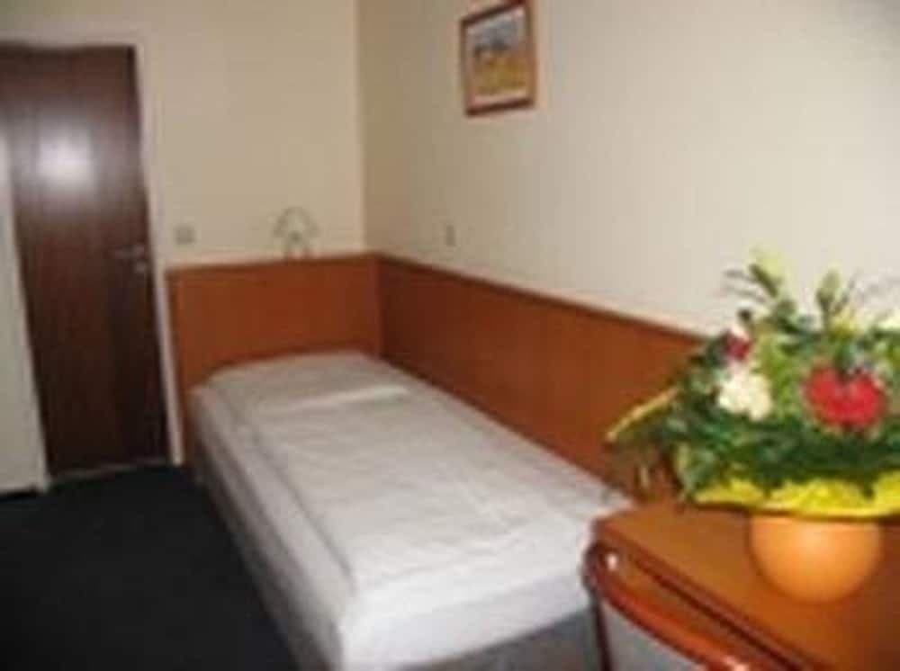 Hotel Terminus am Hauptbahnhof & ZOB