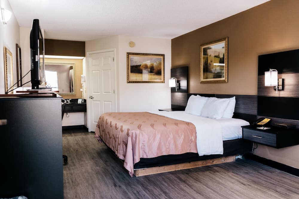 Quality Inn Johnson City I-26 exit 17