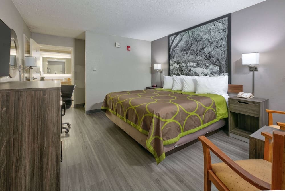 Super 8 by Wyndham Diberville Biloxi Area