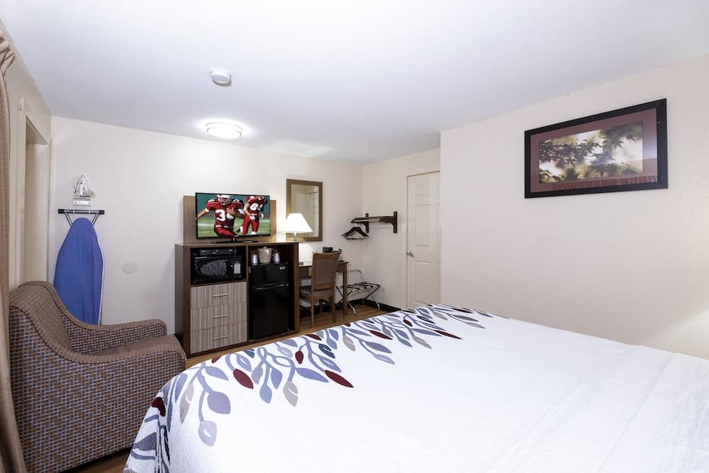 Red Roof Inn Neptune - Jersey Shore