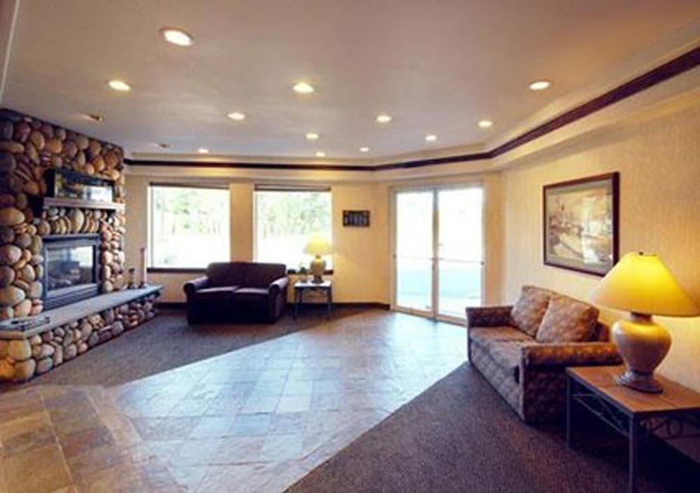 Comfort Inn & Suites Lincoln City