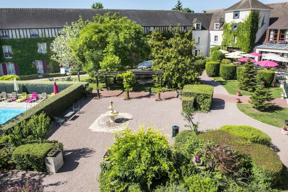 hotel image