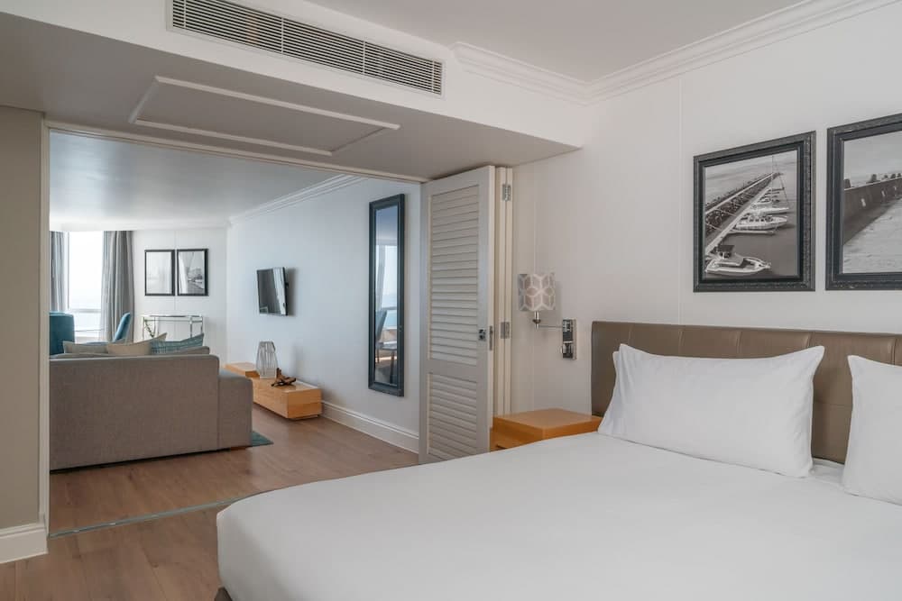 Radisson Collection Hotel, Waterfront Cape Town