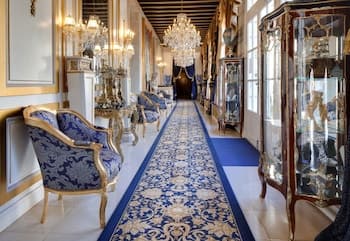 Château De Beauvois - La Maison Younan