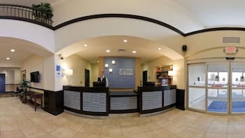 Holiday Inn Express & Suites Pekin (Peoria Area) by IHG