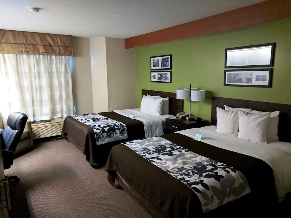 Sleep Inn & Suites Oregon - Toledo