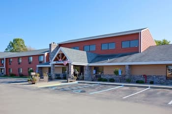 AmericInn by Wyndham Menominee