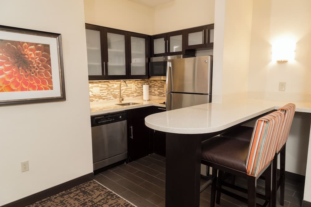 Staybridge Suites Indianapolis-Fishers by IHG
