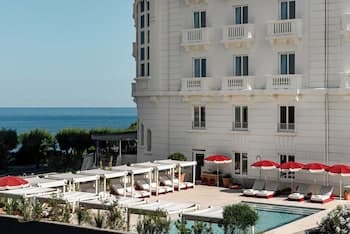 Regina Experimental Biarritz