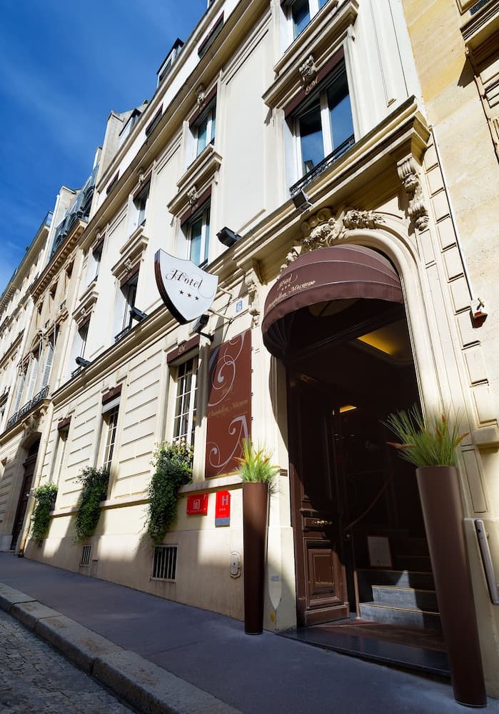 hotel image