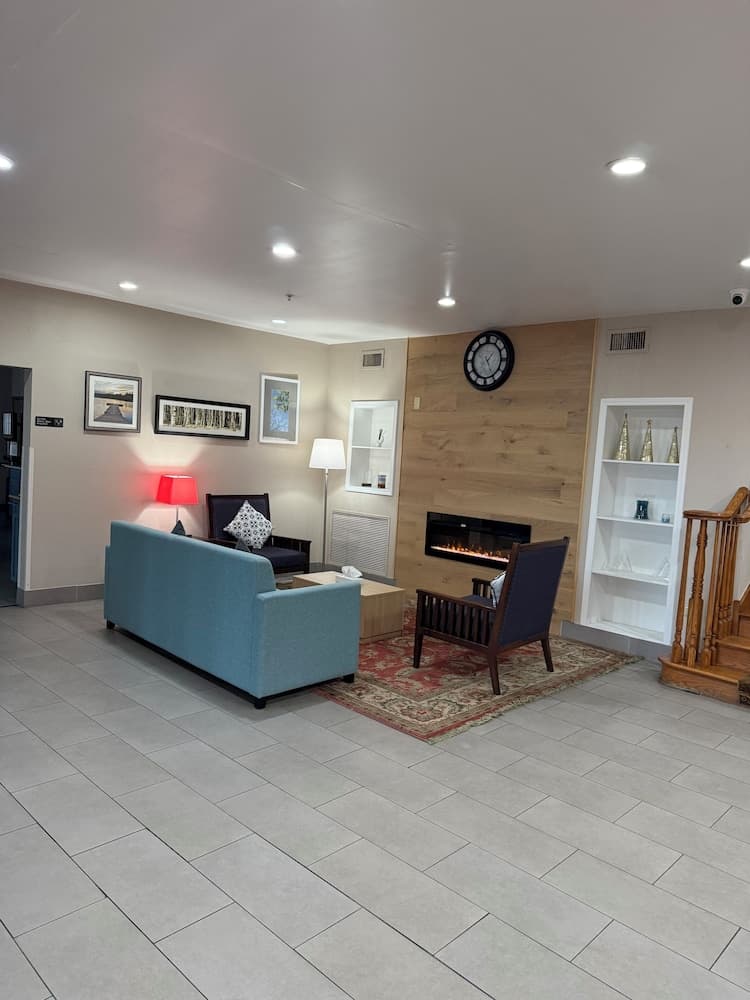 Country Inn & Suites by Radisson, Elgin, IL