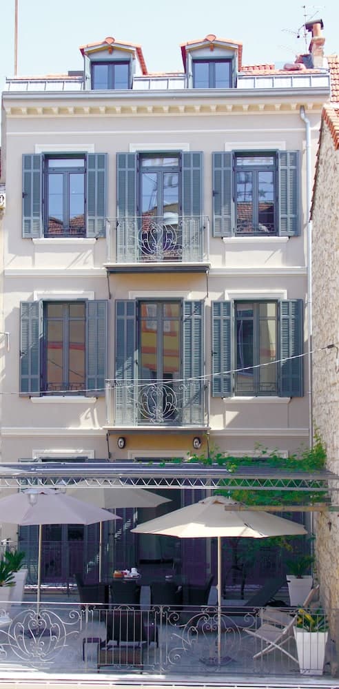 hotel image
