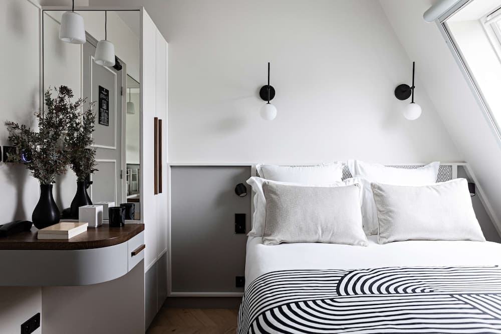 Best Western Premier The Blake Paris Gare Saint Lazare