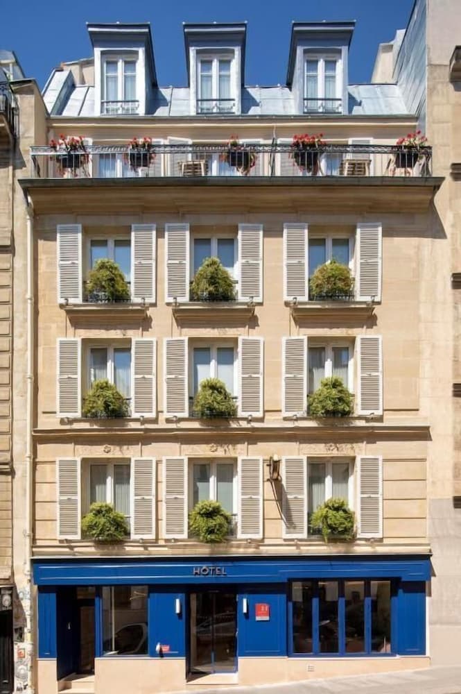 hotel image