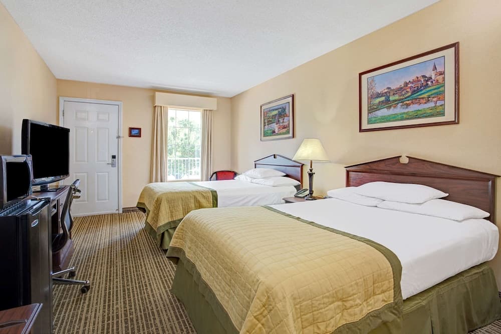 Baymont by Wyndham Smithfield