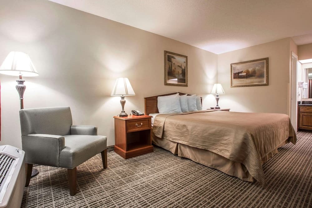 Quality Inn Waynesboro