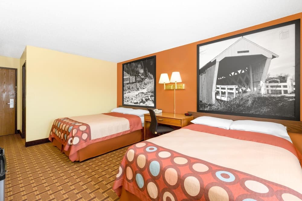 Super 8 by Wyndham Boone