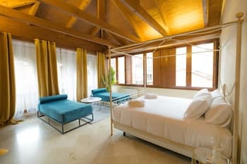 Hotel Cetina Palacio Ayala Berganza.