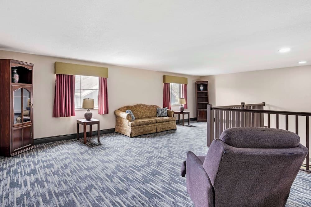 Country Inn & Suites by Radisson, Pickerington, OH
