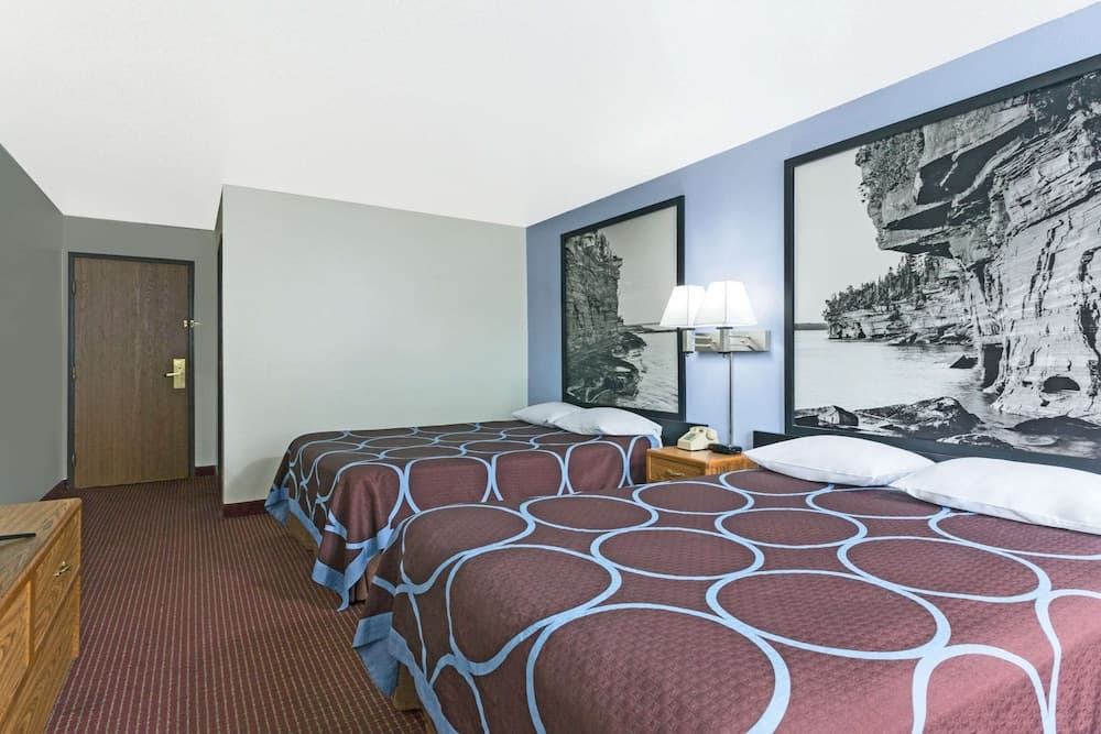 Super 8 by Wyndham Wisconsin Dells