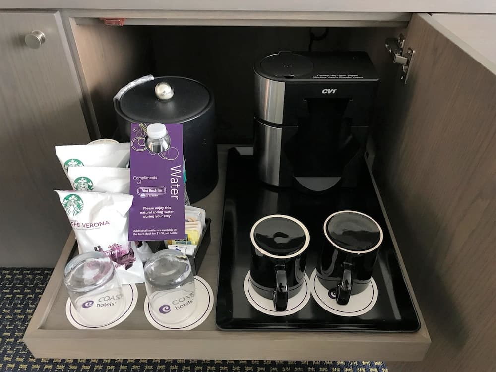 West Beach Inn, a Coast Hotel