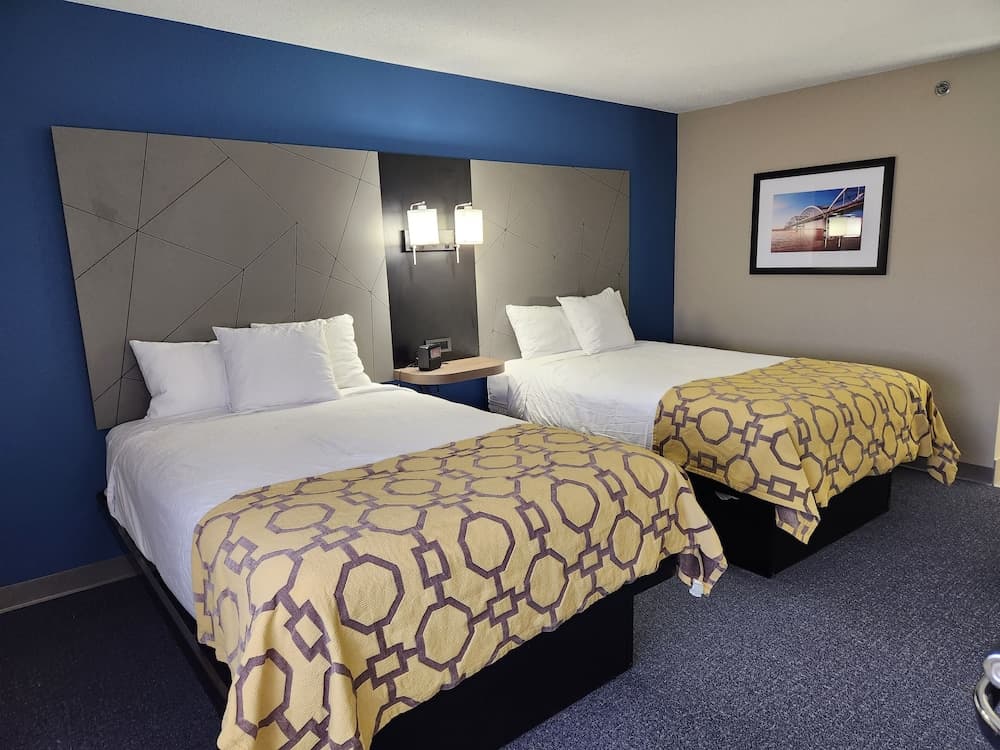 Baymont by Wyndham Davenport