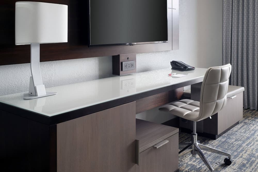 Atlanta Evergreen Lakeside Resort