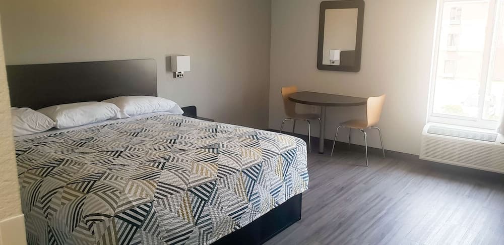 Motel 6 Mobile, AL – Airport Blvd