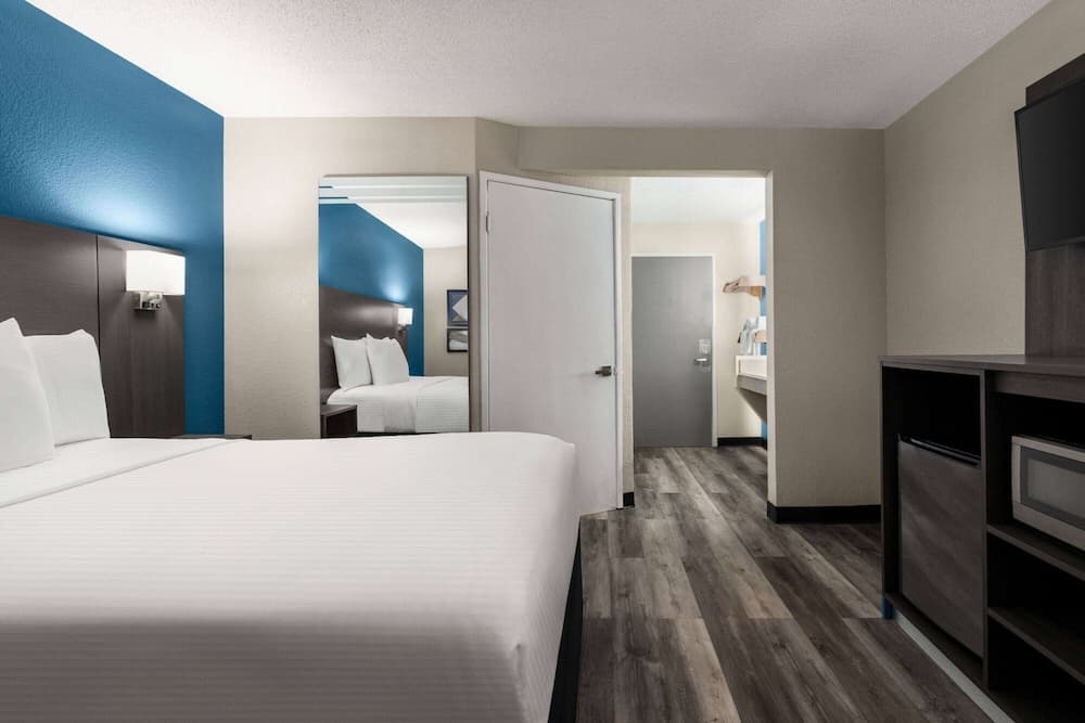 La Quinta Inn & Suites by Wyndham Chicago Tinley Park