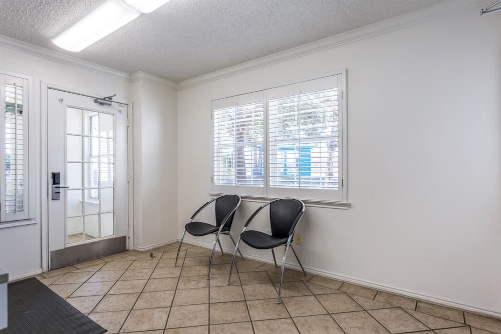 Studio 6 Albuquerque, NM - North