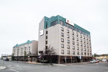 Nomad Hotel and Suites