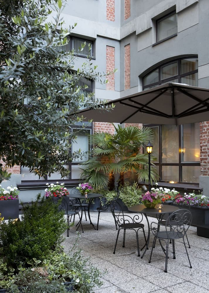 hotel image