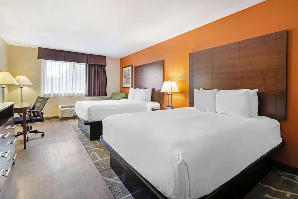 Best Western Inn & Suites