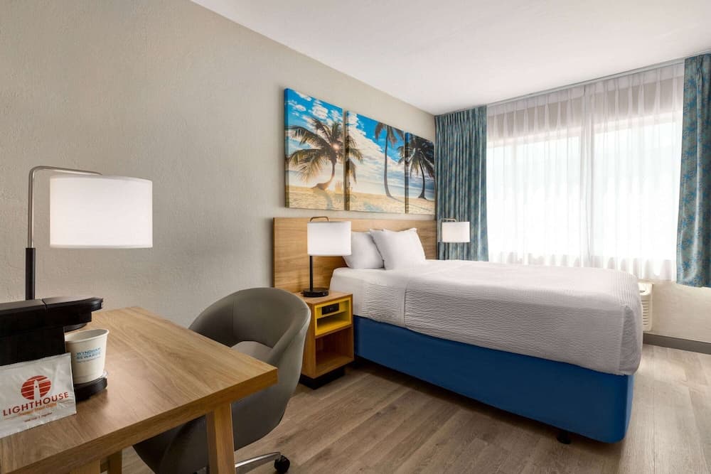 Days Inn by Wyndham Miami Airport North
