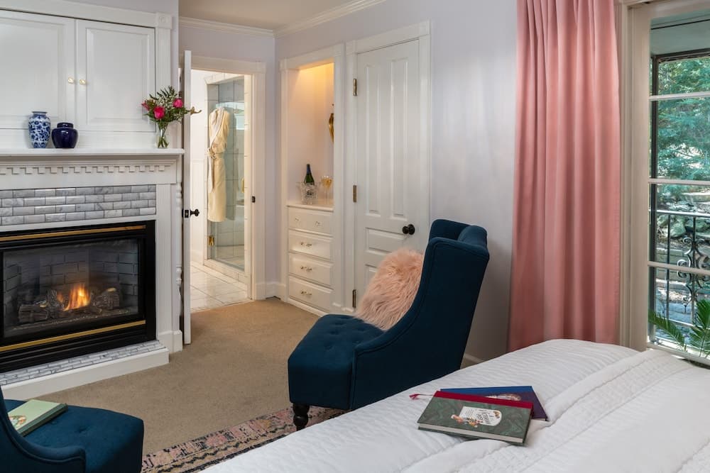 Arsenic and Old Lace B&B