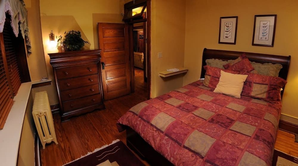 Oliver Inn Bed and Breakfast