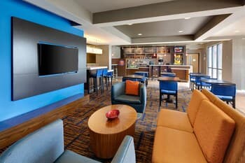 Courtyard by Marriott Grand Rapids Airport
