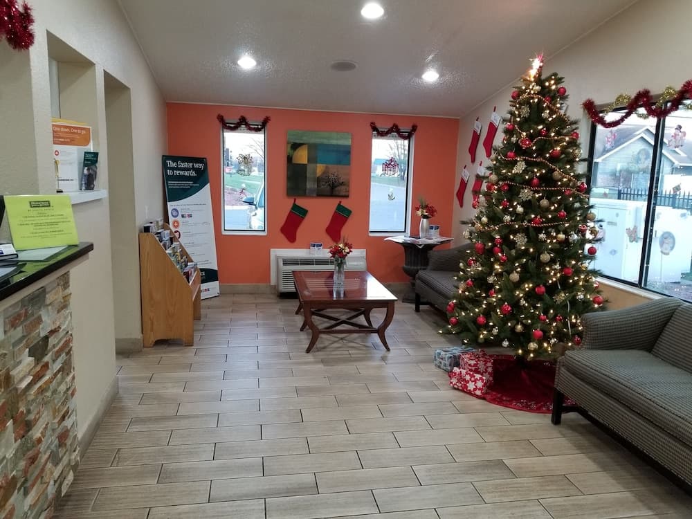 Rodeway Inn Auburn Hills - Detroit