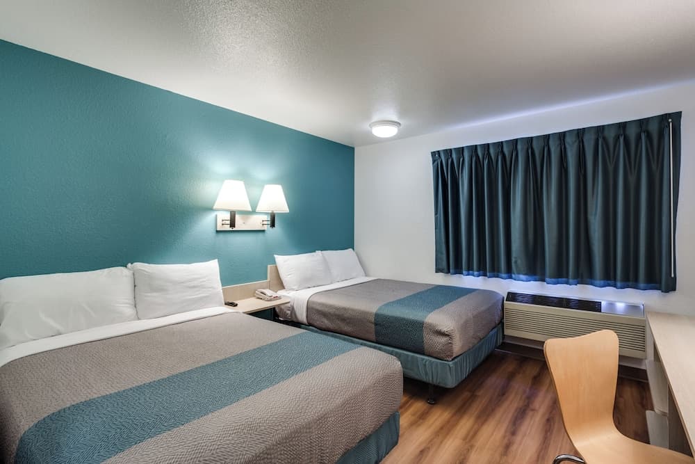 Motel 6 Spokane, WA - West