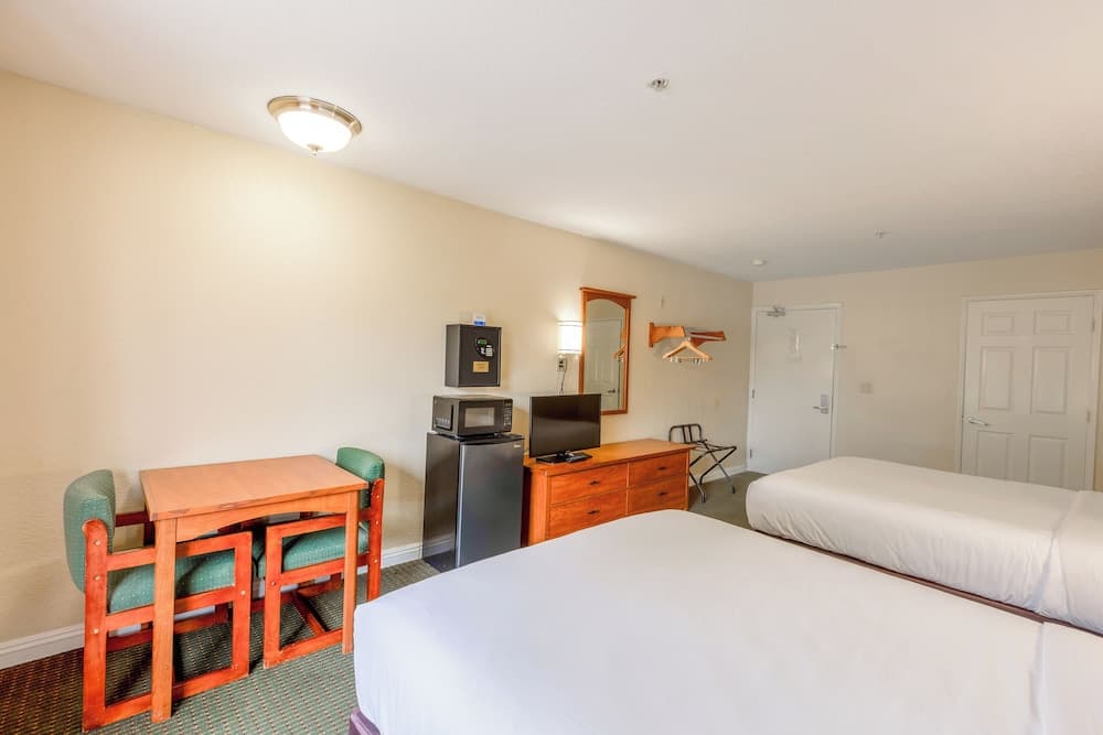 Hotel Avenida, San Clemente Beach