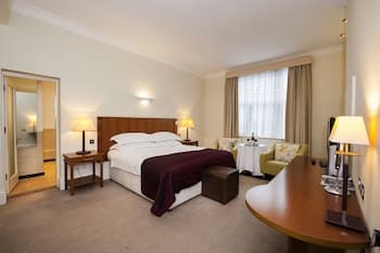 Macdonald Burlington Hotel