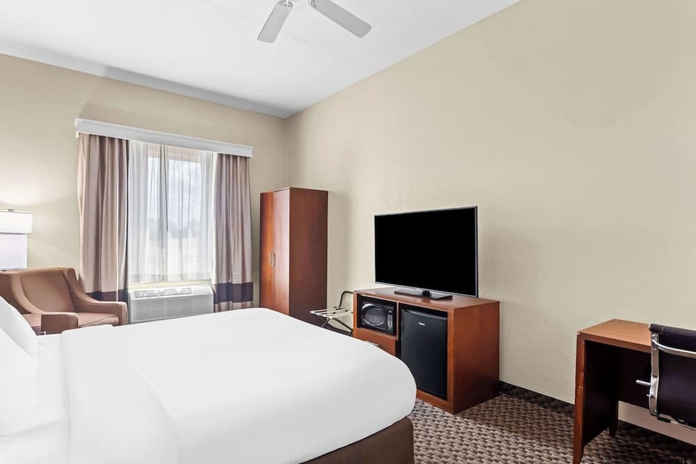 Comfort Inn & Suites Grenada