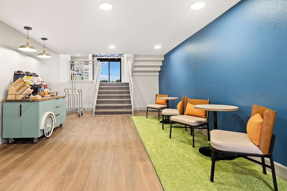 Spark by Hilton Wichita East