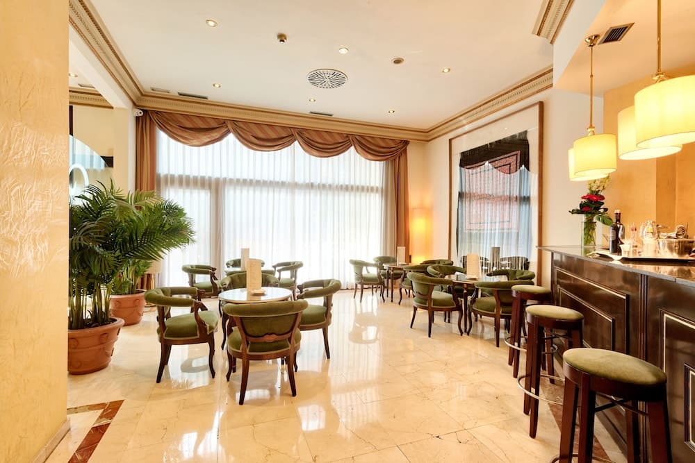 Hotel Roger de Lluria Barcelona