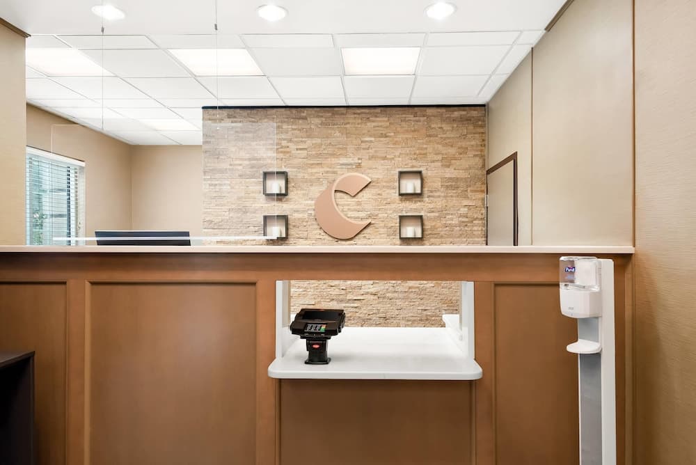 Comfort Suites New Orleans East