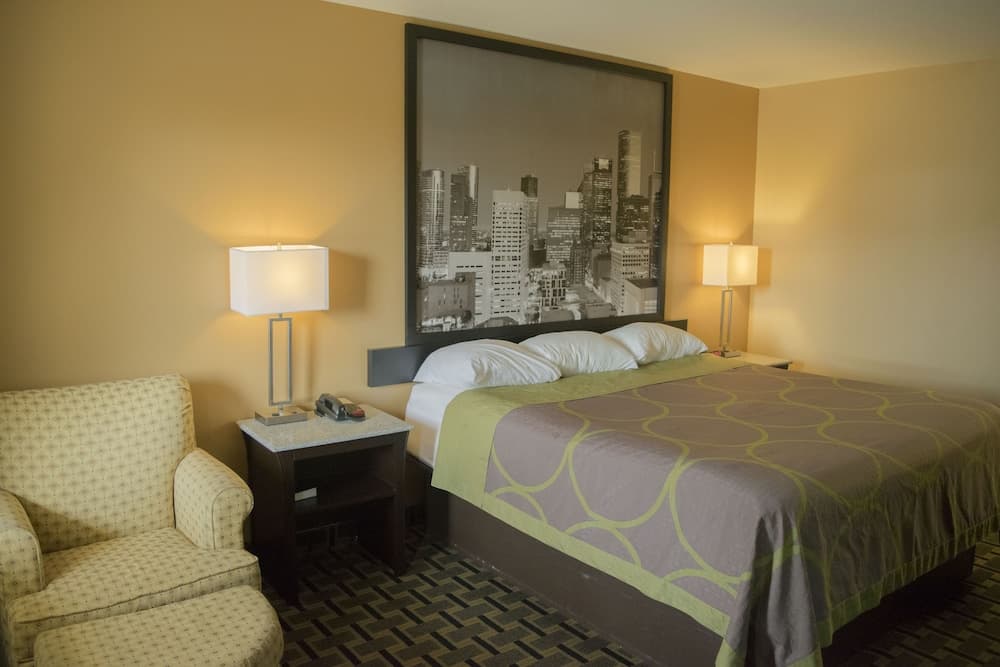 Super 8 by Wyndham Houston/Willowbrook/Hwy 249