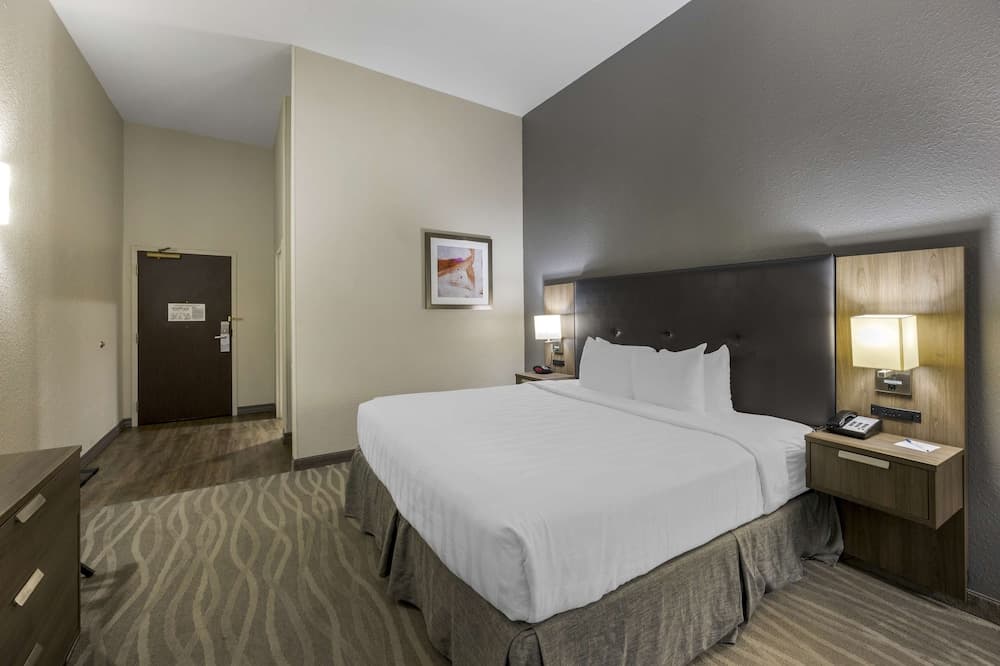 Best Western Plus Nashville Airport Hotel